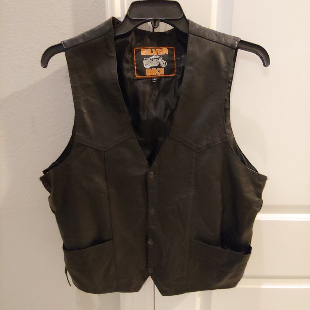 Silver Bike motorcycle black leather vest Size Large XL